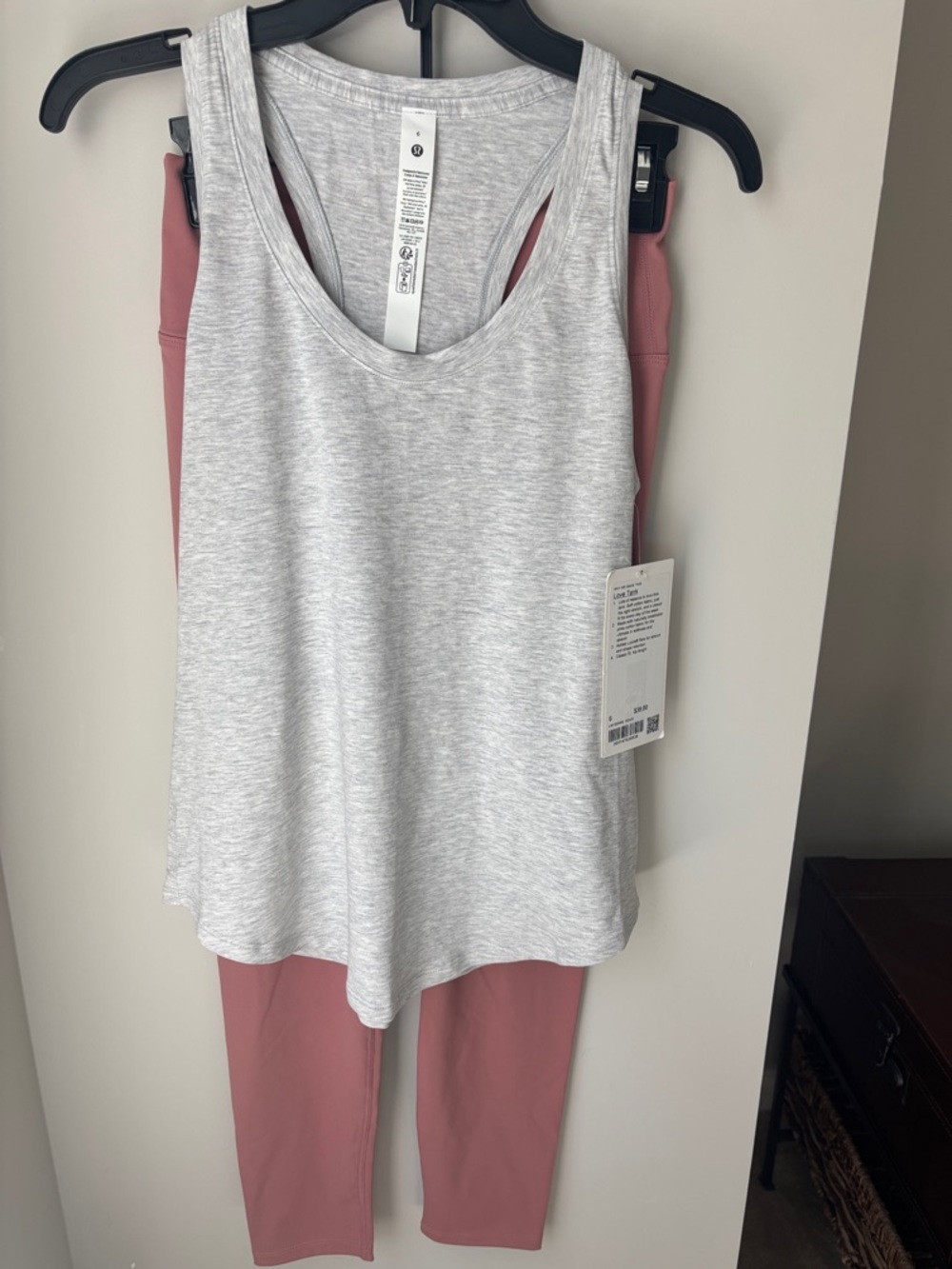lululemon athletica Heather Gray Tank with Dusty Rose Leggings